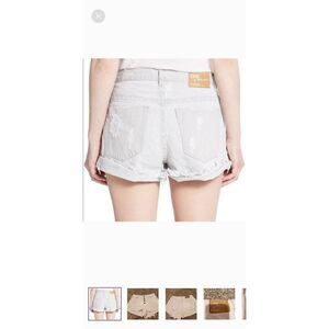One by One Teaspoon Jean Shorts Size‎ 28 Hawks White Cutoff Distressed Hawks